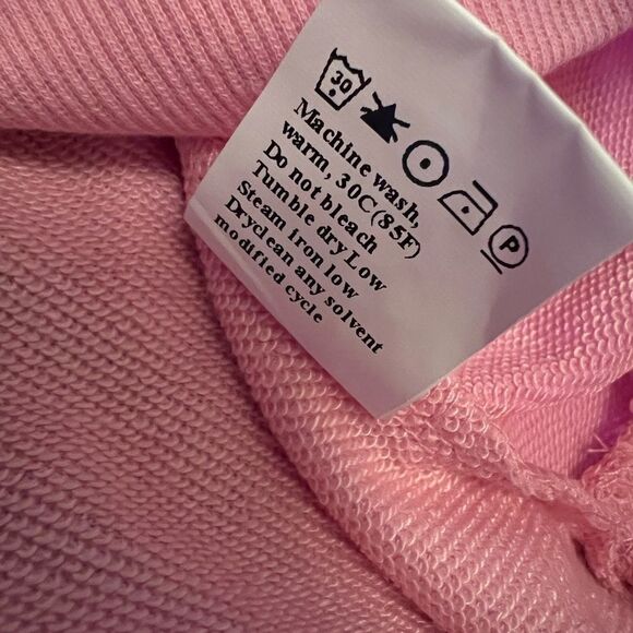 Merry Christmas sweatsh size medium NWOT - Picture 4 of 8